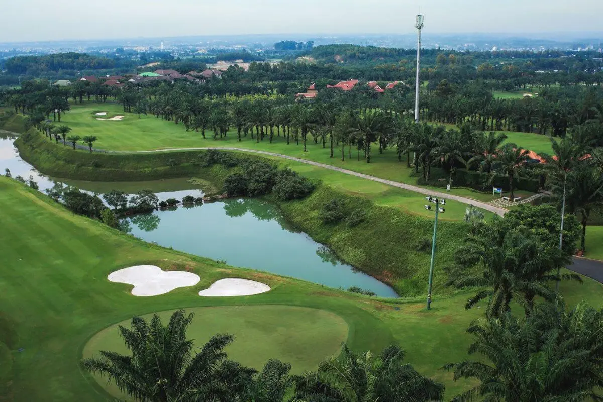 Best Areas to Stay for Golf in Ho Chi Minh City