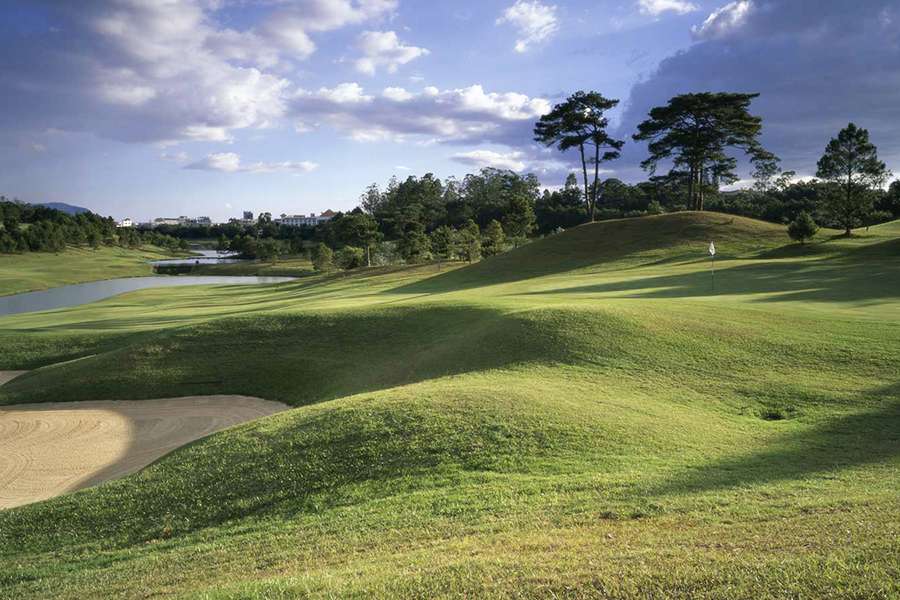 Dalat Palace Golf package -Dalat golf packages