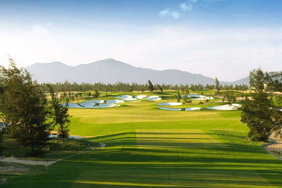 Montgomerie Links Danang - Vietnam golf holidays