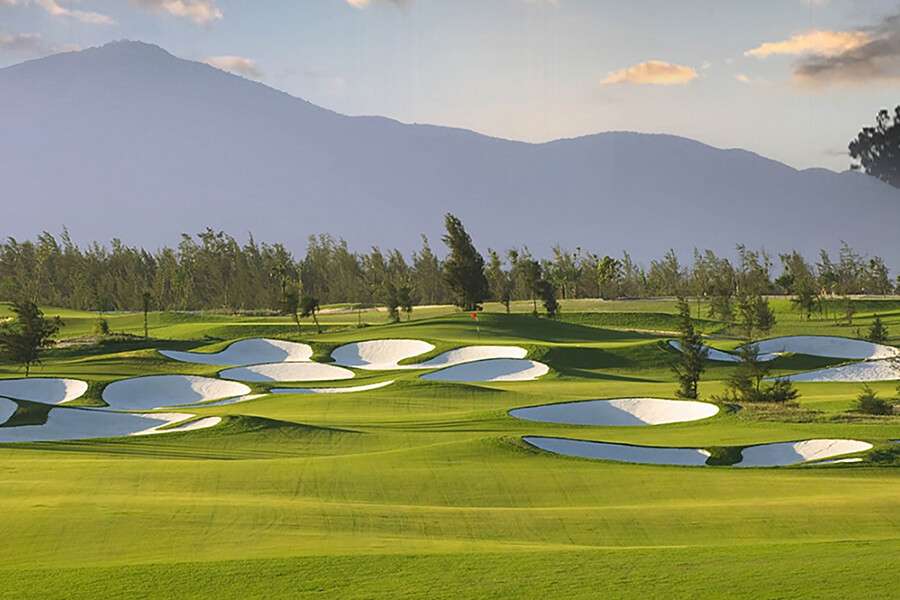 Montgomerie Links Golf Club -Vietnam golf tours