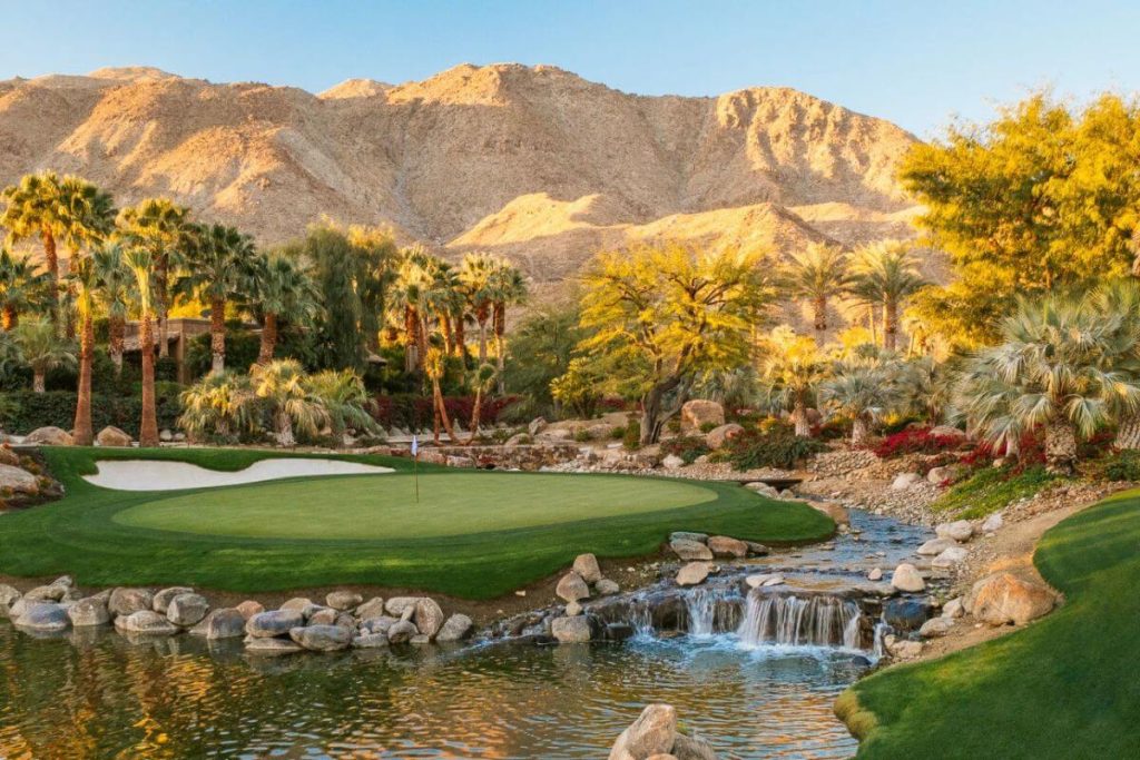 What Golfers Discover in Oman Beyond the Fairways