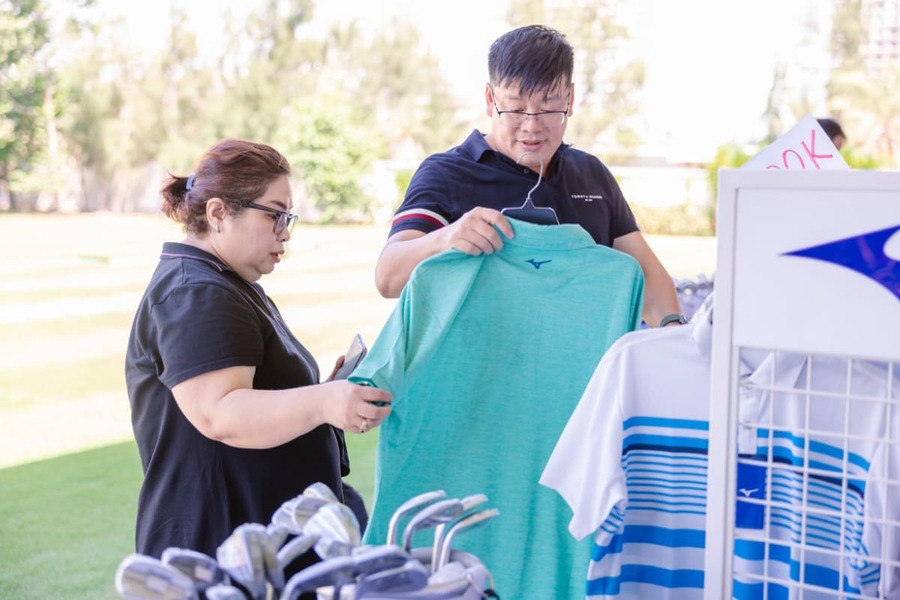 where to buy golf clothes in vietnam